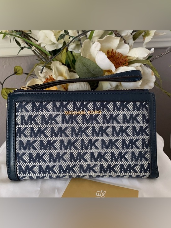 Nwot Michael Kors Jet Set Double Zip Wallet Navy Multi Adele